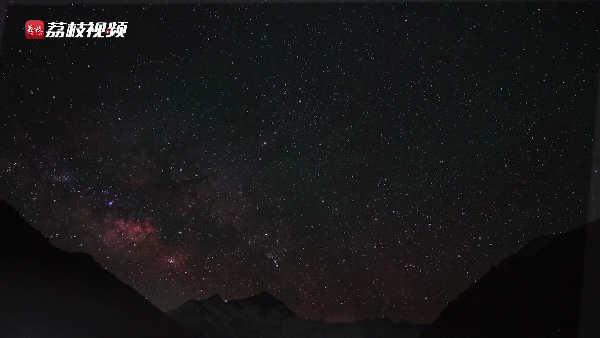 与珠峰共赴星海！延时摄影记录世界之巅的星河与浪漫